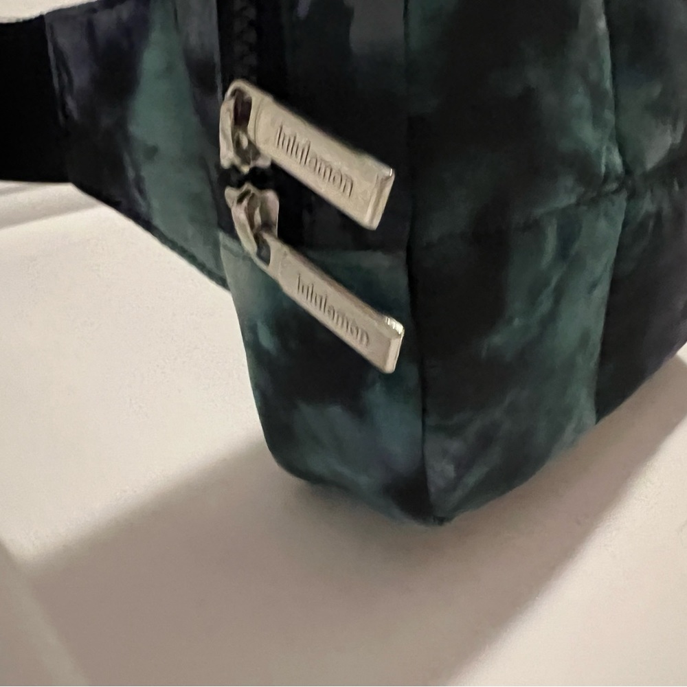 Lululemon Quilted Grid Belt Bag - Meteor Wash